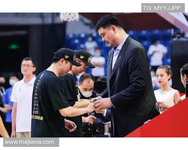 广东东莞银行再创辉煌，成功夺得CBA总冠军，创下三连冠纪录