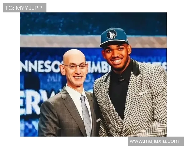 森林狼终结8连败，靠唐斯神奇绝杀！