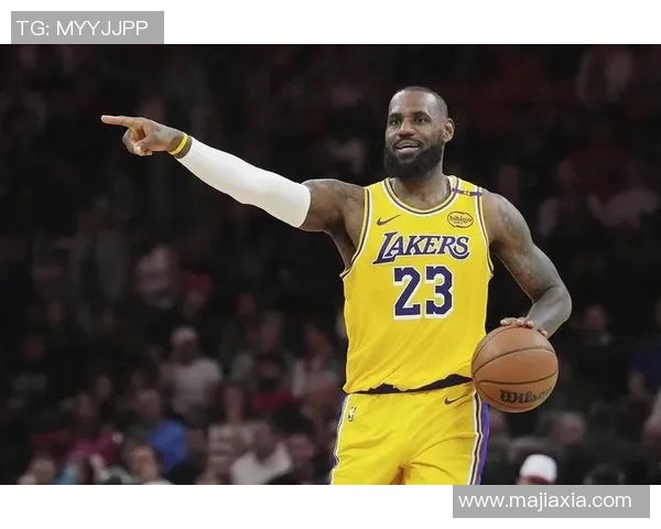 热火主场负于湖人,詹姆斯砍下全场最高40分 热火主场负于湖人,詹姆斯砍下全场最高40分