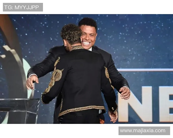 继续领跑法甲积分榜,内马尔梅开二度帮助球队取得胜利 继续领跑法甲积分榜,内马尔梅开二度帮助球队取得胜利